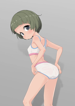 かわいい下着とナイショのおむつ